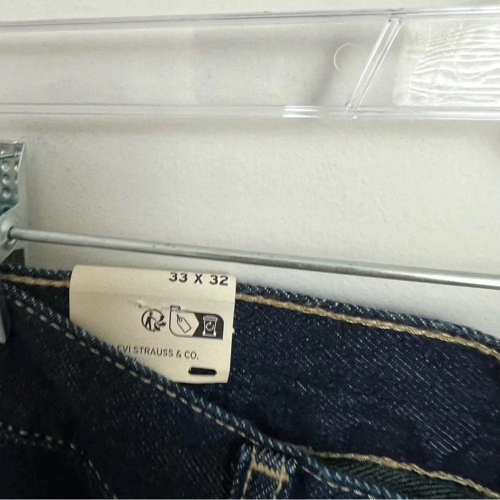 NEW Levi's Super Baggy Barrel Leg Blue Jeans in Dark Wash Women's 33 - Picture 9 of 13